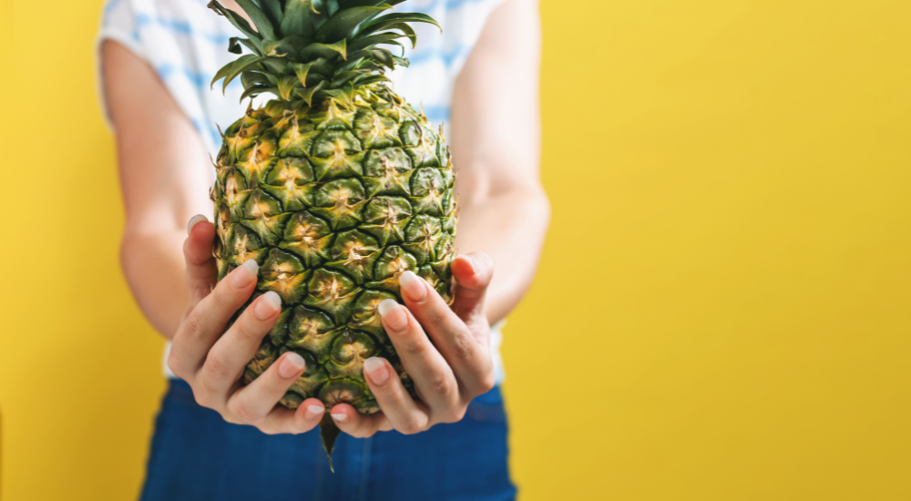 chá de casca de abacaxi