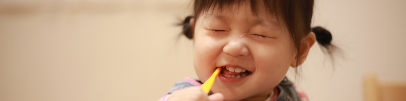 Quando os dentes de leite começam a cair